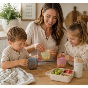 Zip Top Silicone Snack Containers Kids 4oz Multicolor Excellent Animal Set